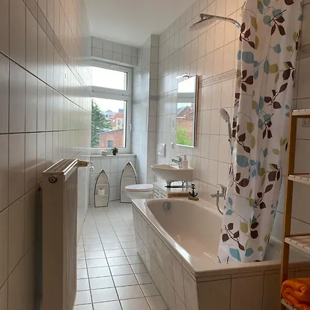 „lucy“ 5 Personen, Zentrale Lage, Parkplatz Apartment