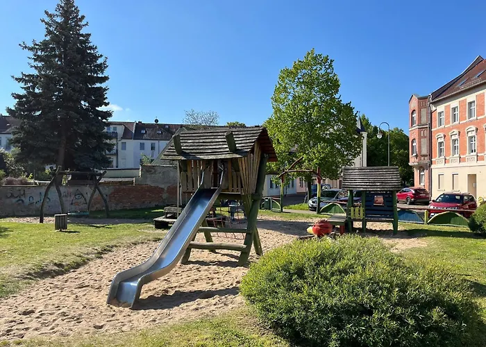 „lucy“ 5 Personen, Zentrale Lage, Parkplatz Dessau-Rosslau